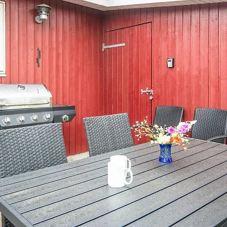 4 Star In Juelsminde Hébergement de vacances *